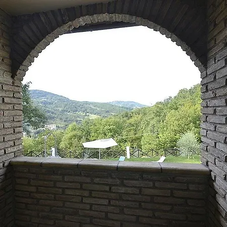 Querce Sleeps 8 Pool Wifi Valtopina