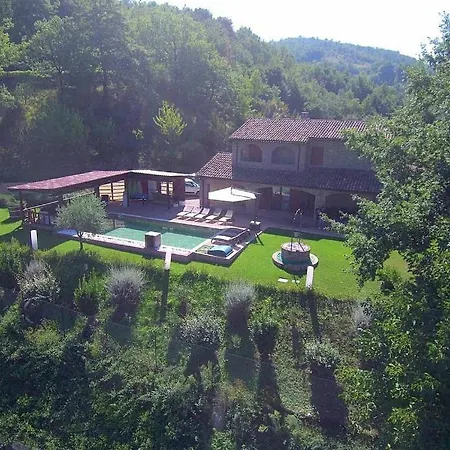 Querce Sleeps 8 Pool Wifi فيلة *